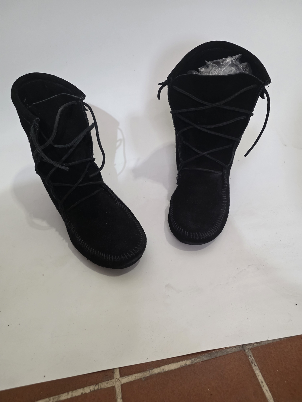 Women's Black Lace-Up Suede Moccasin-Style Boots Size 11